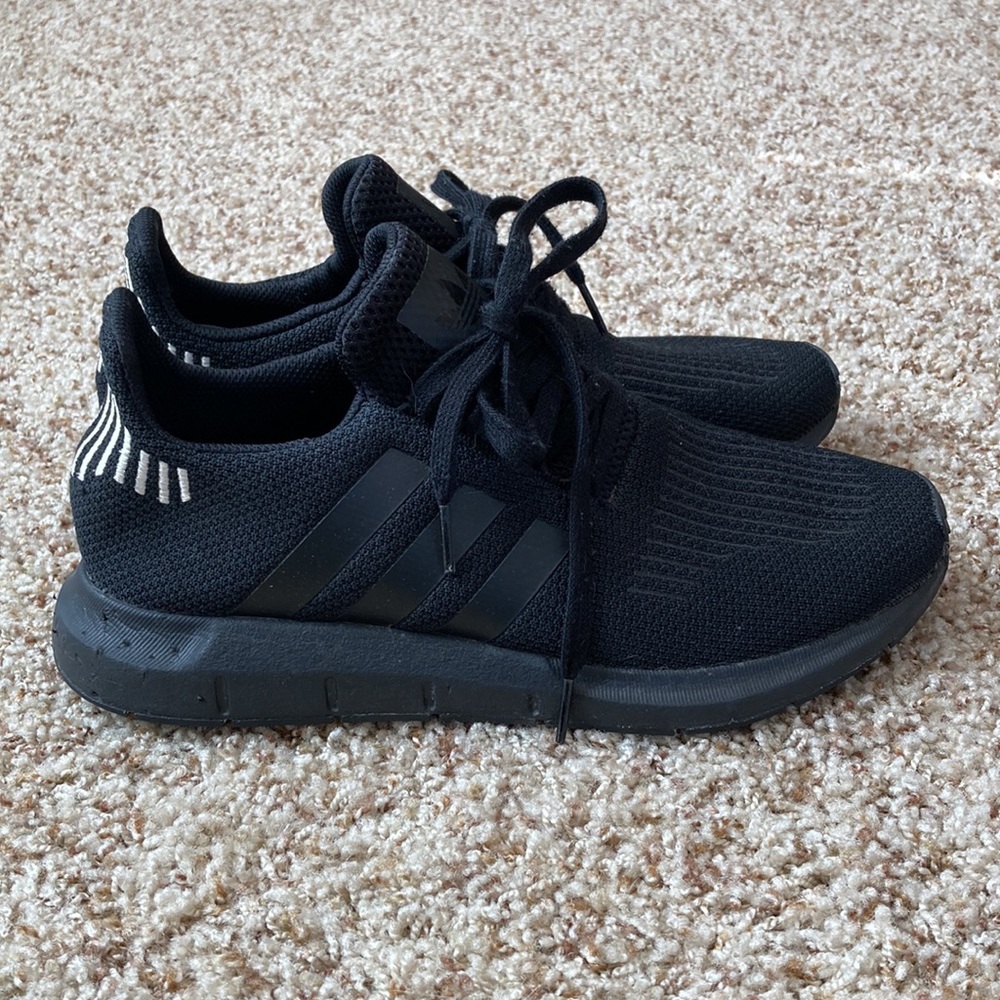 Adidas swift run